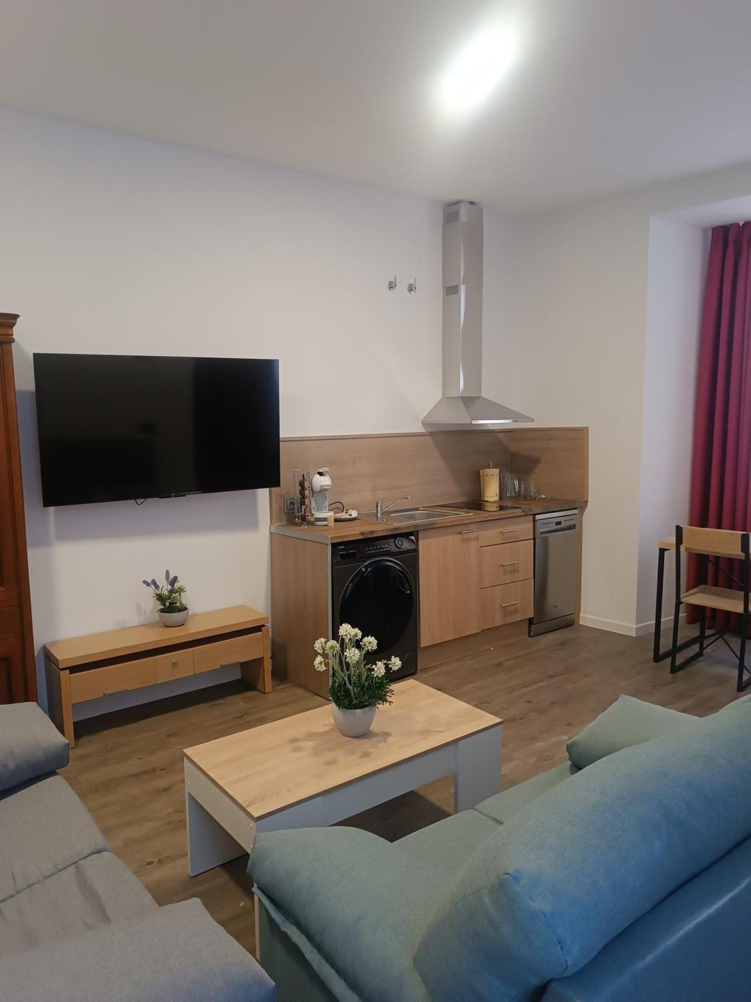 Apartamentosturisticos Puerta Del Alcazar 0-1 * Ávila